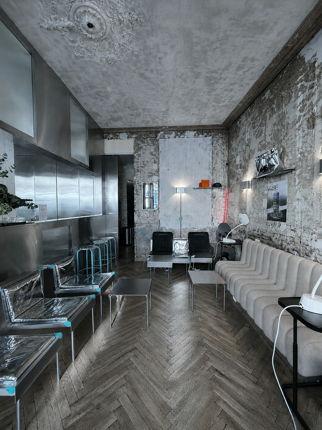 Paris flagship interior